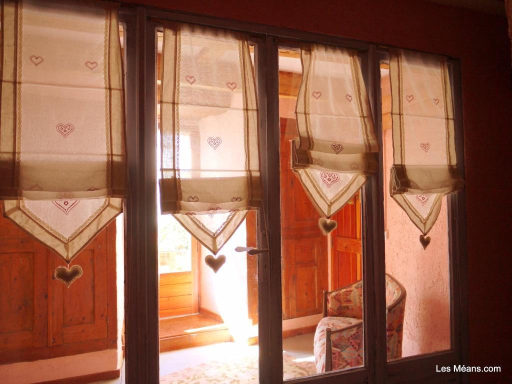 Les Means Bed & Breakfast Meolans-Revel Room photo