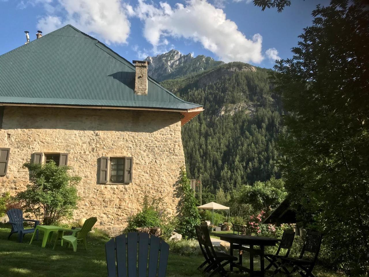 Les Means Bed & Breakfast Meolans-Revel Exterior photo
