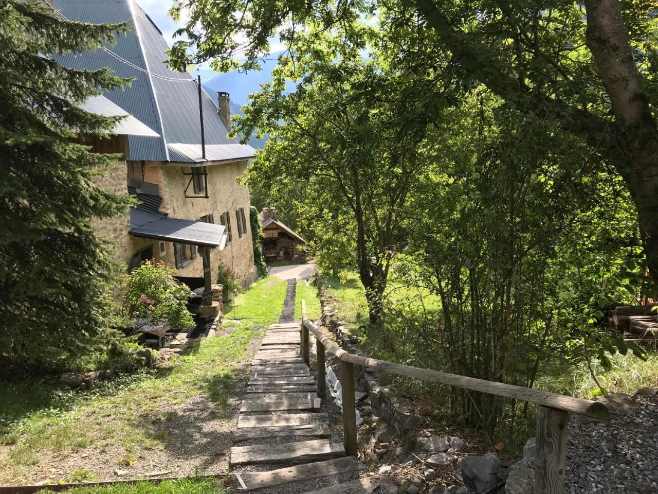 Les Means Bed & Breakfast Meolans-Revel Exterior photo
